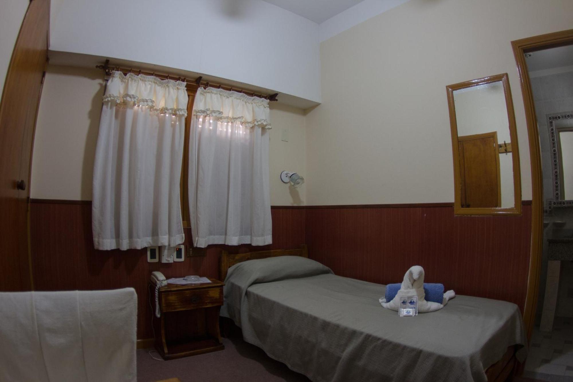 Hotel Teomar Вілья-Хесель Номер фото